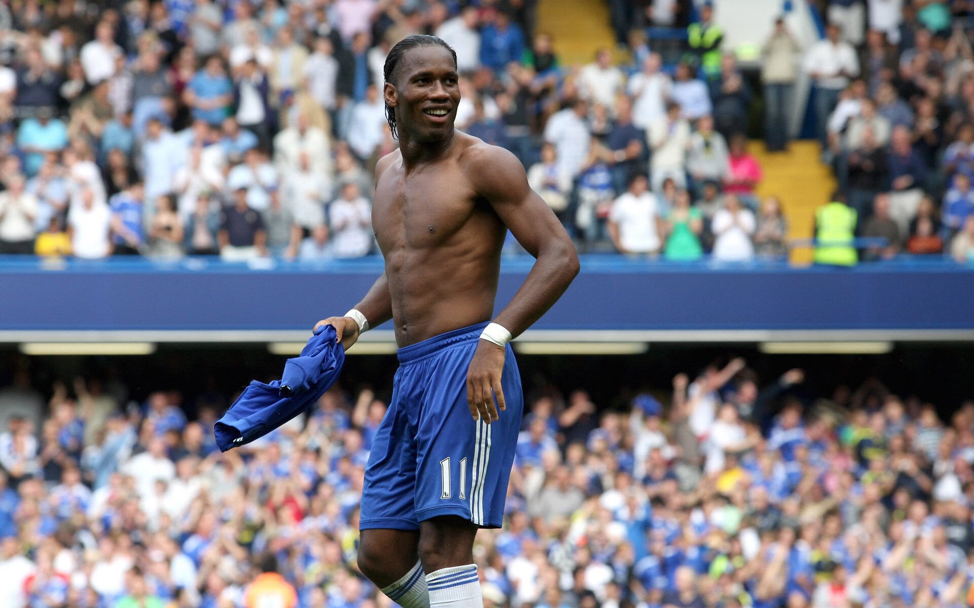 北欧风暴席卷南美，丹麦团队足球的胜利与孙兴慜的全能统治