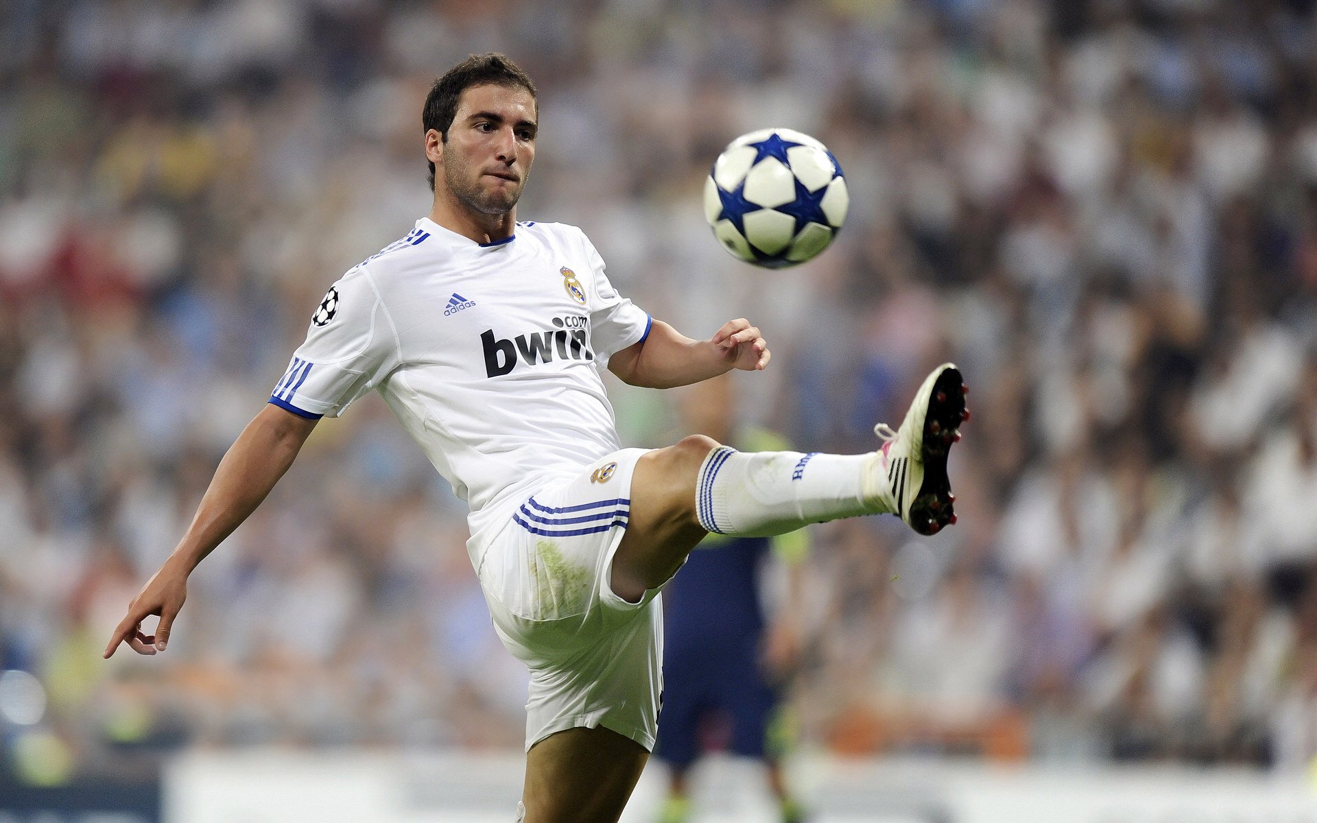 卡拉斯科关键战不手软,奥地利巅峰对决助马竞胜出多特蒙德